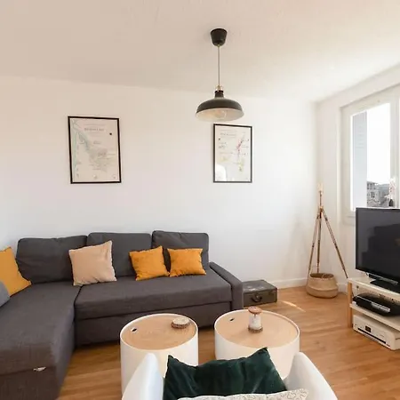 Cabana & Grand Cosy - Parking & Balcon 아파트